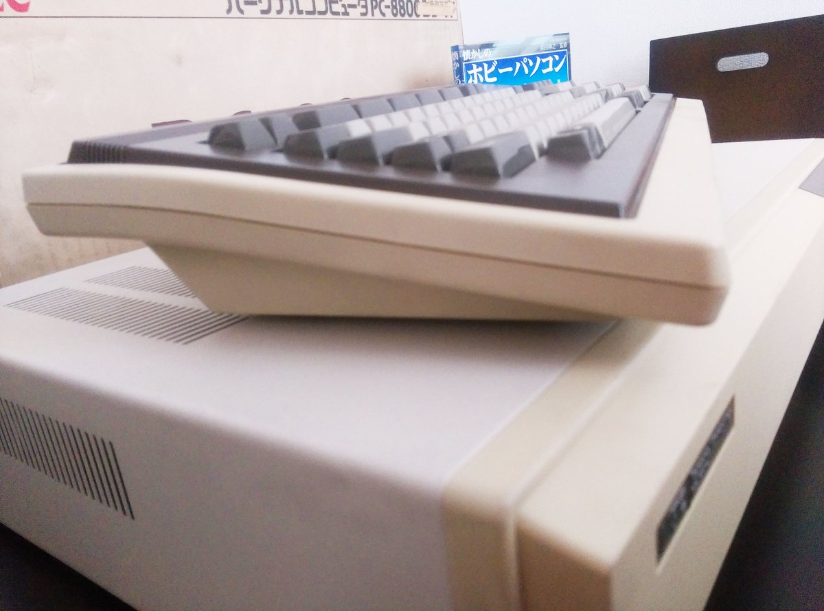 懐かしのホビーパソコン紹介 第29回 Pc 01 日本電気 19年