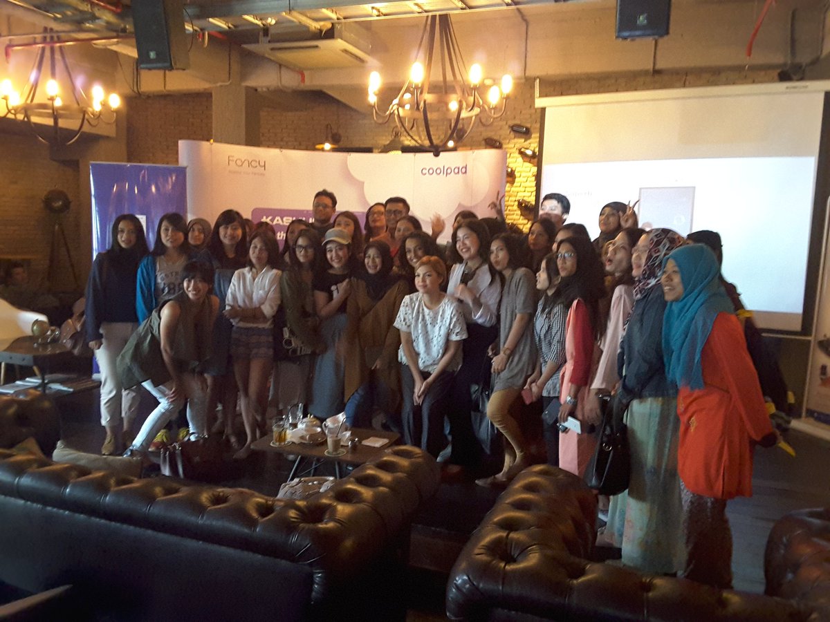 coolpad_ID's tweet photo. Sudah kelar nih @kaskus #KTLCoolpad #BeCoolBeFancy nya! Terima kasih agan & aganwati yg udh dateng https://t.co/VQfhehvN6u