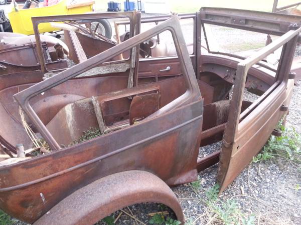 isratrod's tweet image. Price Drop!  (2) 1928/29 Whippet 2 dr sedan bodies, Rat Rod (West Richland) $600 bit.ly/21oZnSJ