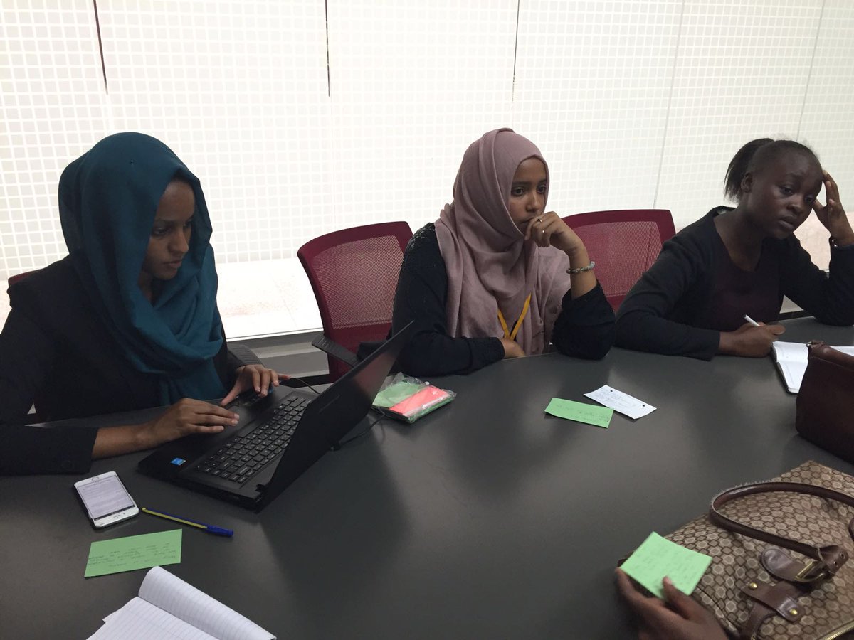 riarasa's tweet photo. It's nice to have a valid competition, it pushes you to do better #InterVarsityLaw #RiaraLawSchool @khadijahnoor97 https://t.co/i51NMBxMlO