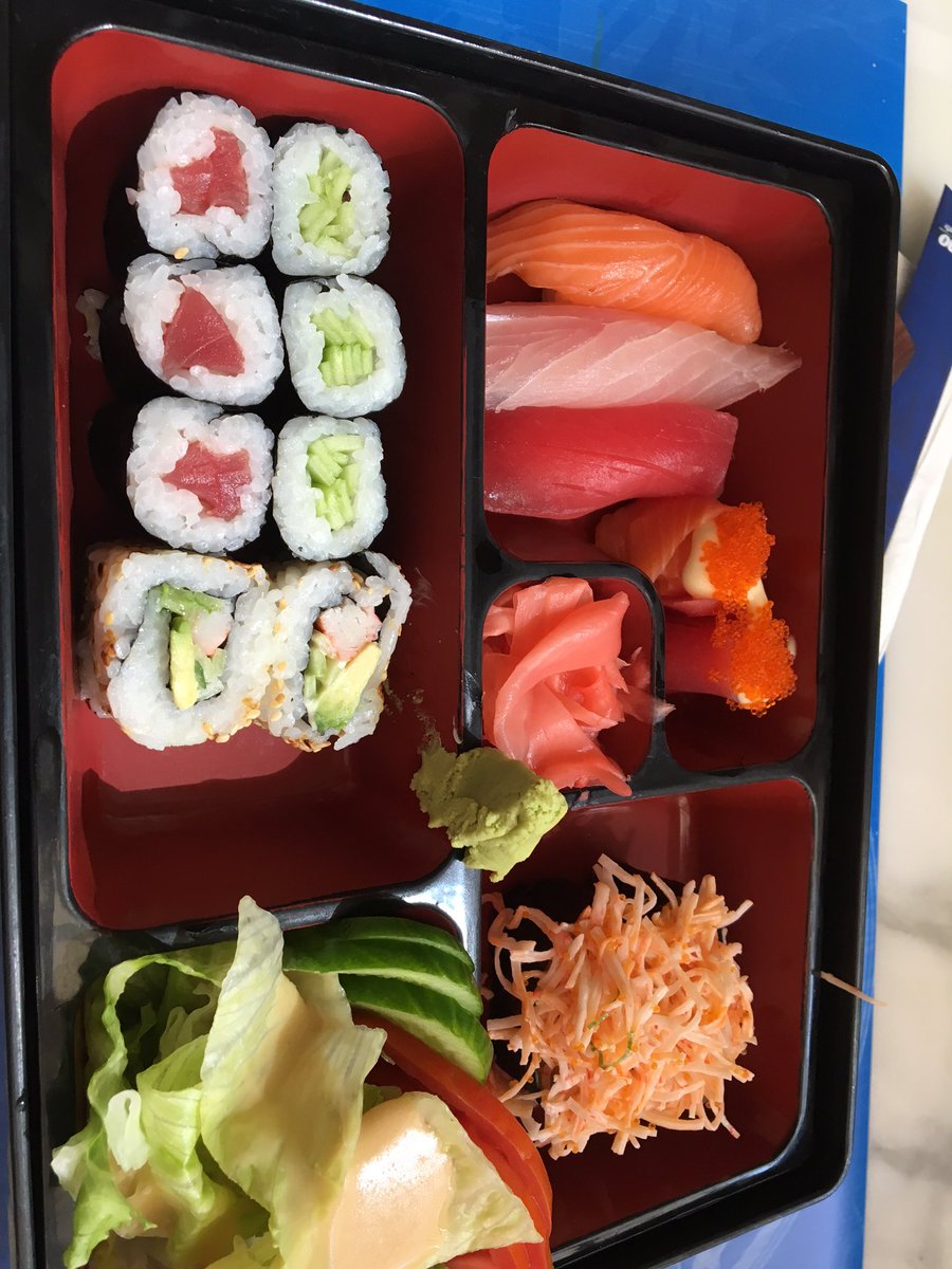 alta_anata's tweet photo. Lunch lunch #ABSCBNPATHETIC https://t.co/6w2ilAqQAM