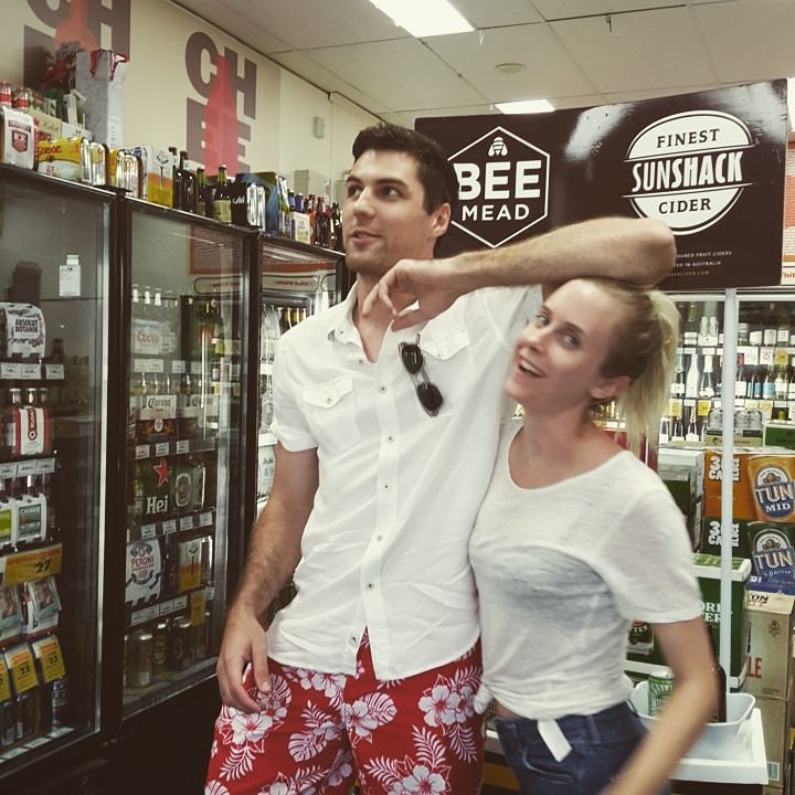 sunshackcider's tweet photo. When @mikecdell visits me at work 😂😂😂😂😂 #sunshackcider #beemead 🍻🍻 by bananna_____ https://t.co/3jwIrnkp7B