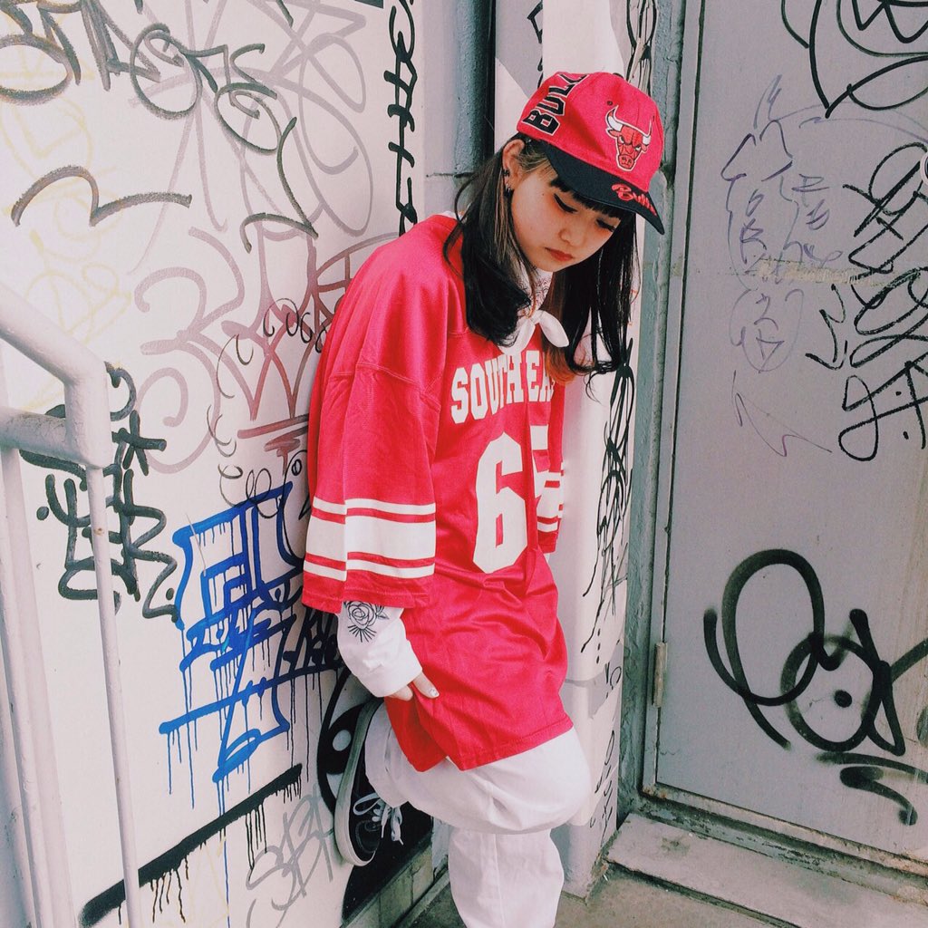 Spinns スピンズ Official Used Football T Shirt スポーツmixには欠かせない フットボールtシャツ 1998 Tax ご用意しております Bigサイズを女の子が ダボダボに着るもよし 勿論男の子にも着て頂けます T Co Dxgwmoo2eo