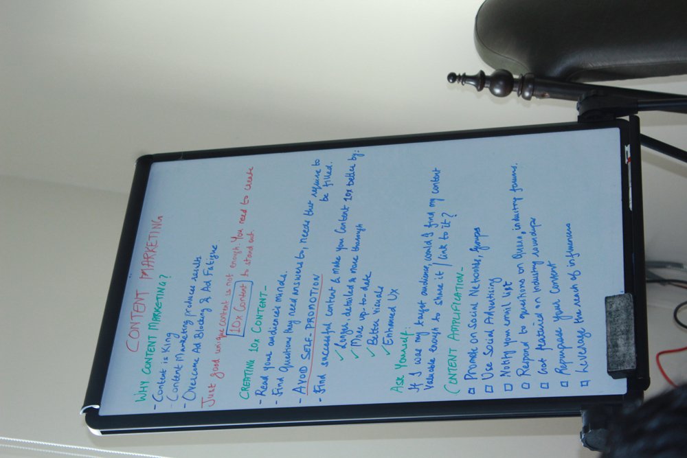 Mohanngapp's tweet image. content solve your customer problems #digitalcpc #content #10xcontent  @r_uttamchandani @socialbeatindia