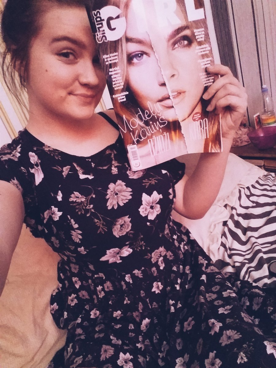 marijaxo_b's tweet photo. Es arī dabūju jauno Sīrups Girl . ❤ Ļoti patīkami , sevi atrast kādā lapā . ☺ Paldies jums . 😊
@zurnalsSirups https://t.co/TS4QTR4sMI
