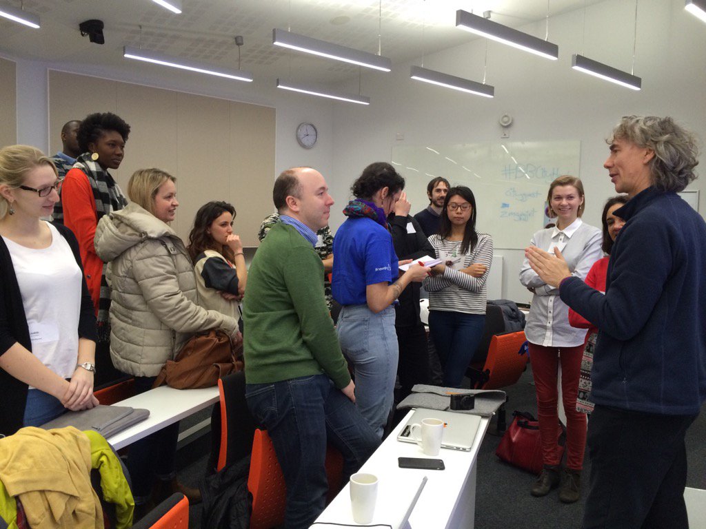 SyTpp's tweet image. Teaming up at #BBCityHack @BBC_News_Labs