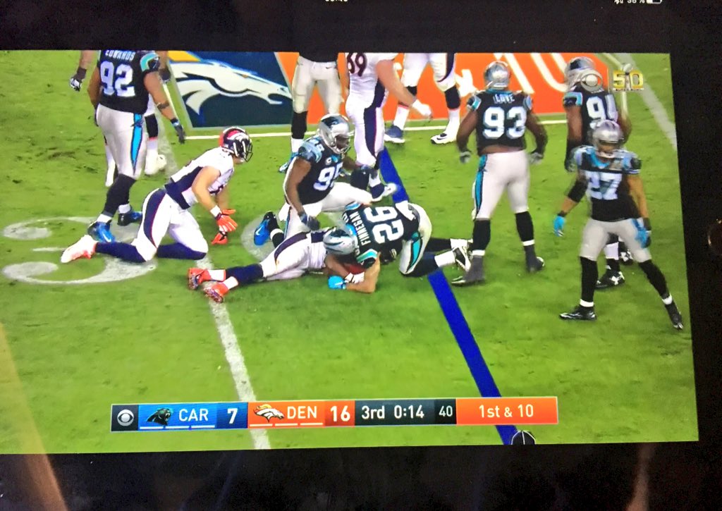 Icke41's tweet photo. #ranNFL rewatching #ranSB50. Ein komisches Spiel war es. 4/26 on 3rd Downs 5 Minuten vor dem Ende. 🤔🤔 https://t.co/XW9XlxTiJS