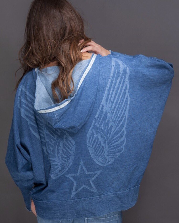 CrazyDreamsbcn's tweet photo. New SS2016 pronto en tiendas &amp; nuestra  on-line store. #crazydreams #denimcollecion #alas #DaniRivera📸 #Nashmodel https://t.co/Si9R4rPfij