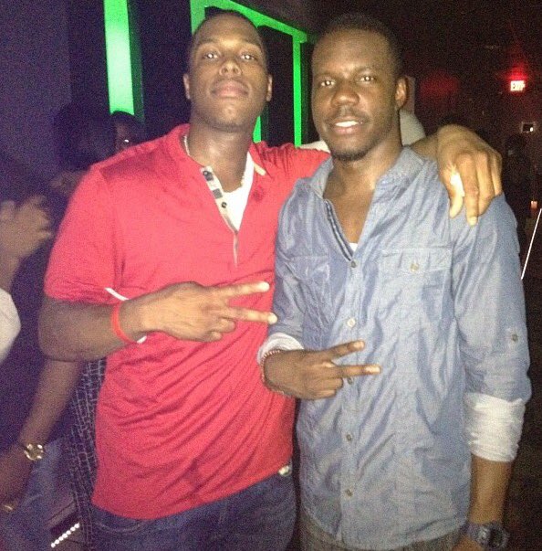 RdotMoore25's tweet photo. S/o my oldhead @Klow7 Holding down the 6 #Toronto #2TimeAllstar @TeamPhillyBball I see u hittin game winners https://t.co/B7hzqkIW9i