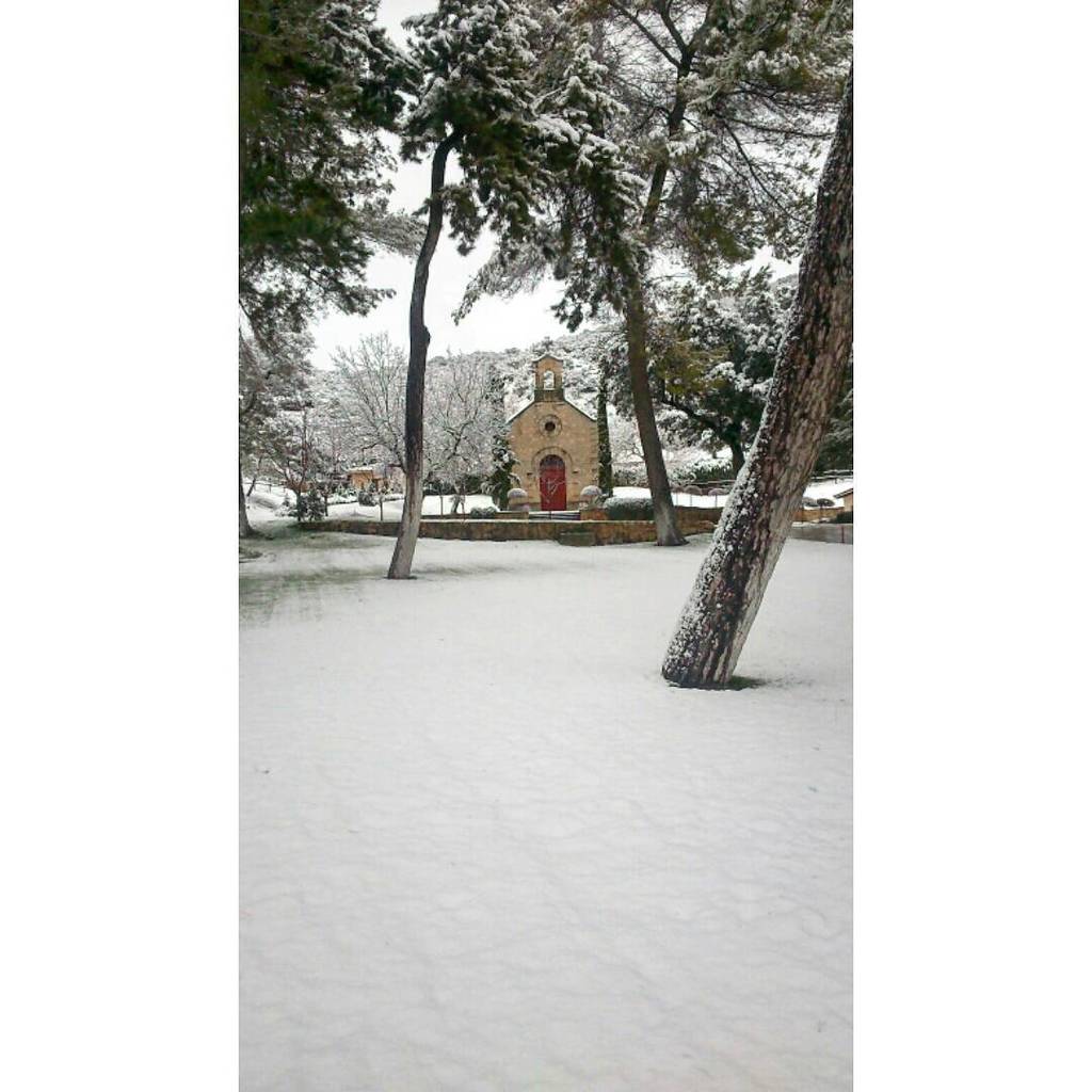 Hoy hemos amanecido así. #navada #fincaparabodas #bodasdeinvierno bit.ly/1oOdD6q