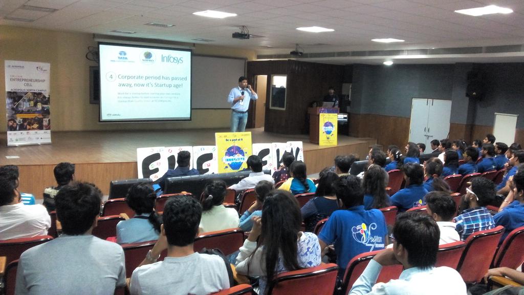 AcropolisIndia's tweet photo. #EWeek2k16 #NEN #Acropolis #Srijan #FortifyingSVMU #MrSubratKar #StudentMentor #One2OneMentoring #Learning #LageRaho https://t.co/lu6DFs7FEO