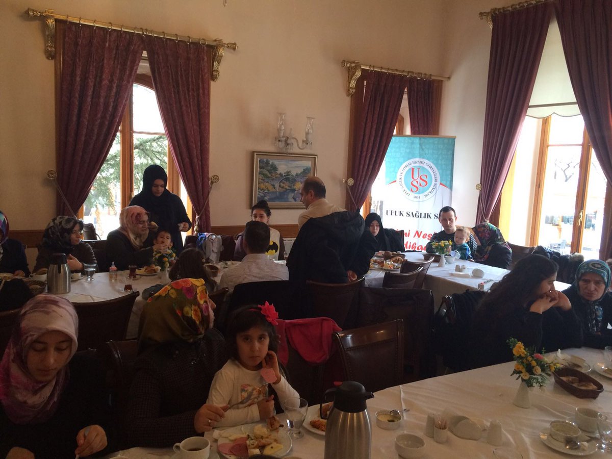 SisliUfukSaglik's tweet photo. İlçe ve kurum temsilcilerimizle kahvaltı programımız https://t.co/zCN3QKhHuE