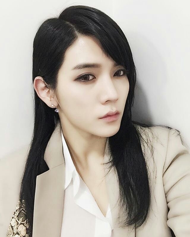 NST_Ren95's tweet photo. New ava hehehhe https://t.co/TI43jxb2u0