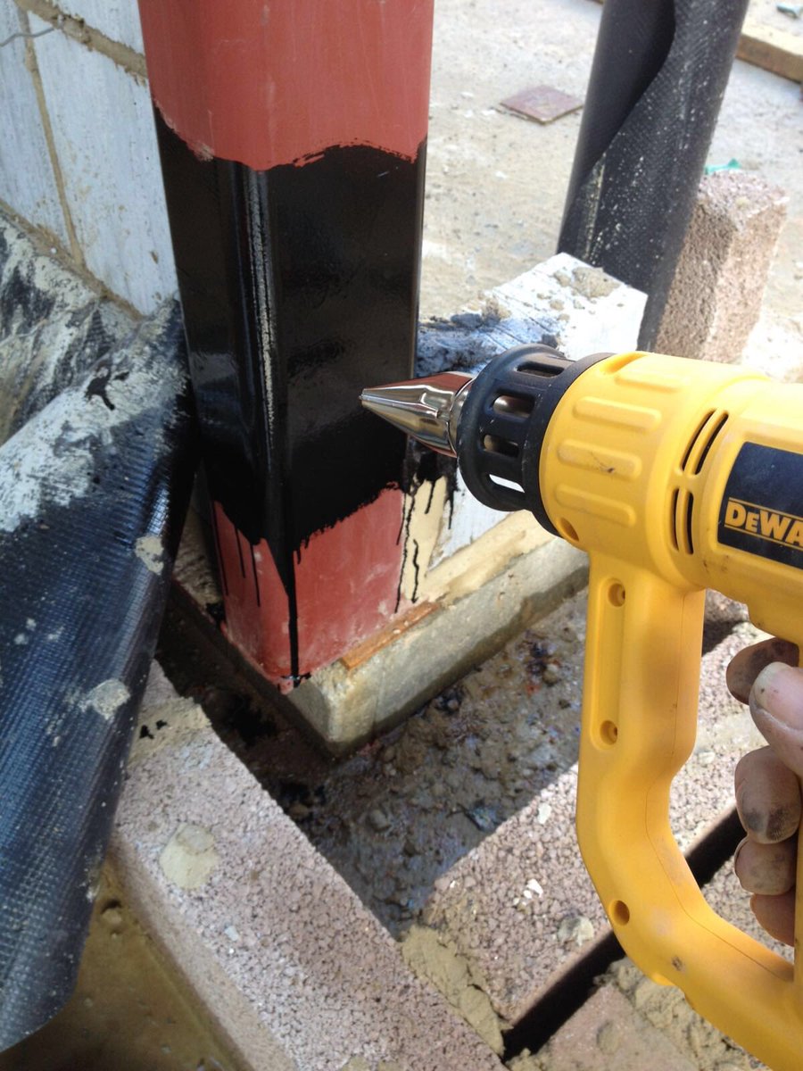 ConceptContract's tweet photo. DPC to concrete columns at our Poole project. https://t.co/QQi10Tl4Jh