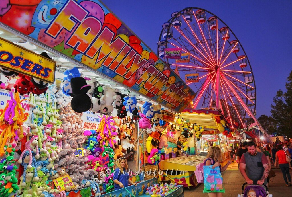 Sideshow Alley