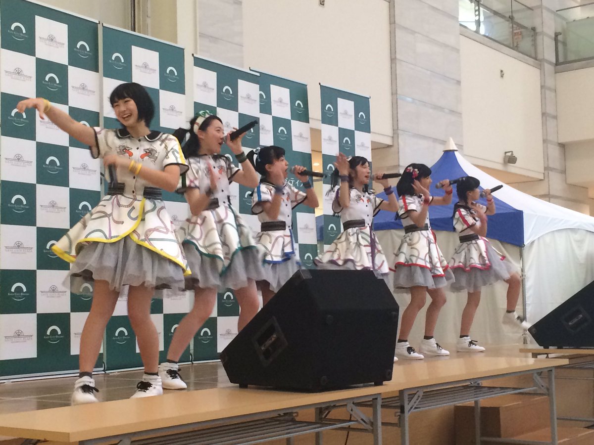 本日はありがとうございました。
セトリ
SE_INST
M1_ダイビング
M2_夢のキャンバス
M3_おっしょい！（新曲）
M4_さよならDESTINY（3回目）
M5_ばってん少女。
Mもう一献_おっしょい！
以上。（所長）