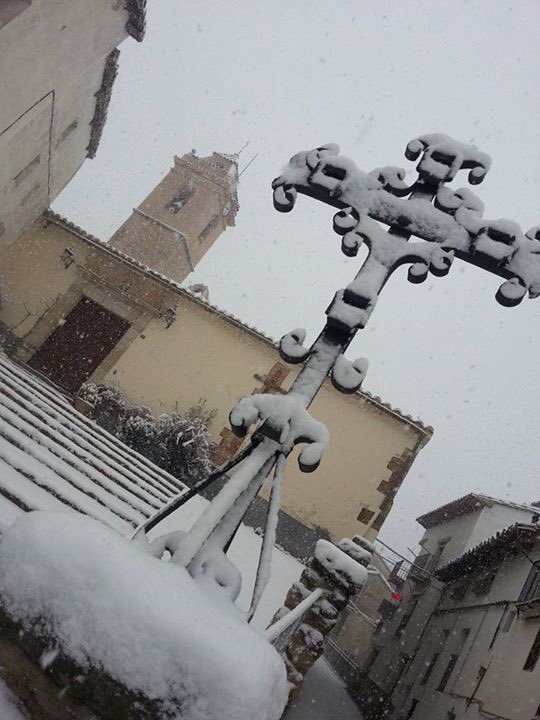 nogueruelas's tweet photo. Por fin ha nevado en #Nogueruelas #Teruel #sienteTeruel vía @Nogueruelasturi https://t.co/ok3mfg3aKh https://t.co/o3V5LTL4cP