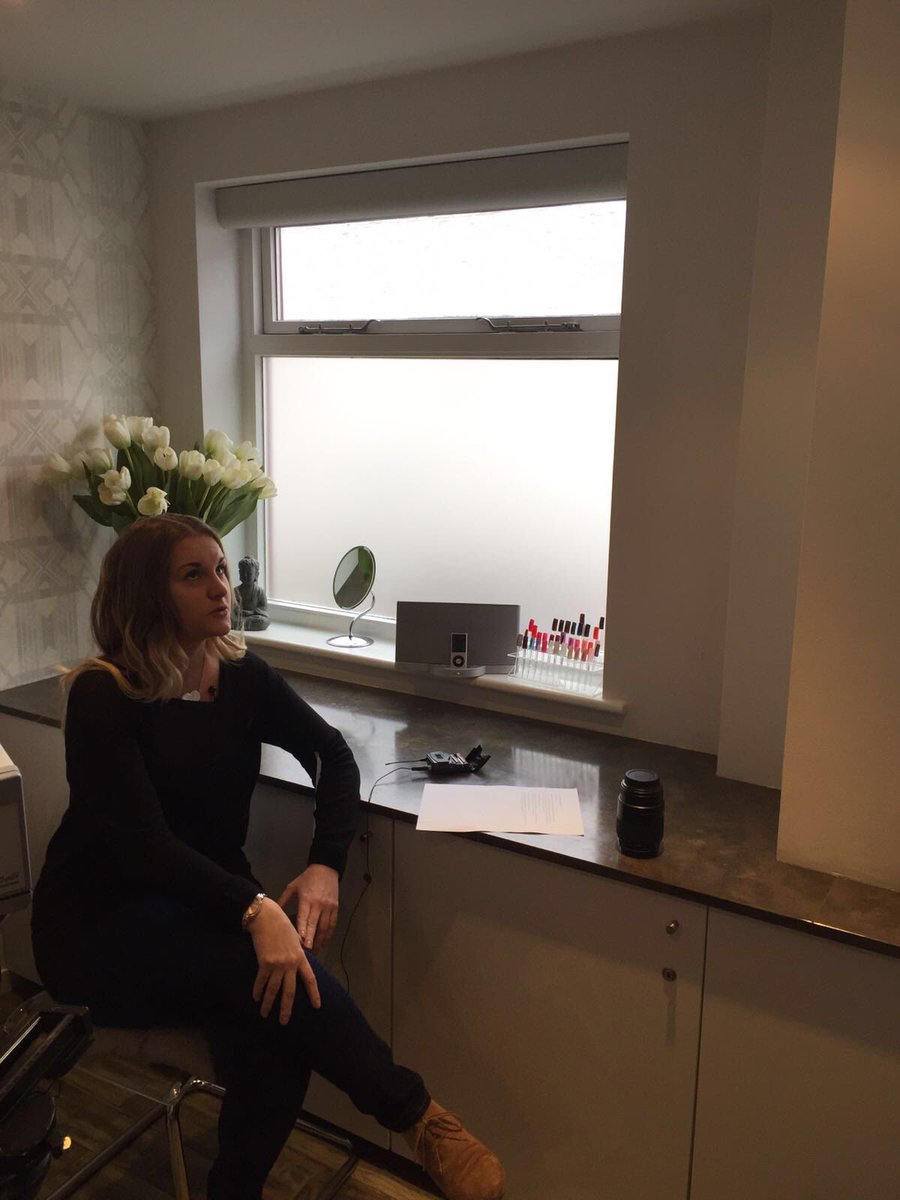 LazeoLondon's tweet photo. .@KellyatHashtag sharing with us why she chose #Lazeo to have #skintightening https://t.co/BRzh1wL0t3