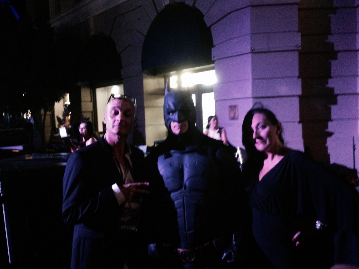 Goldcoastlocals's tweet image. Fun on the Red Carpet with Batman @Lee_Heather @StageOneIFF @BrunoLucia #Soiff