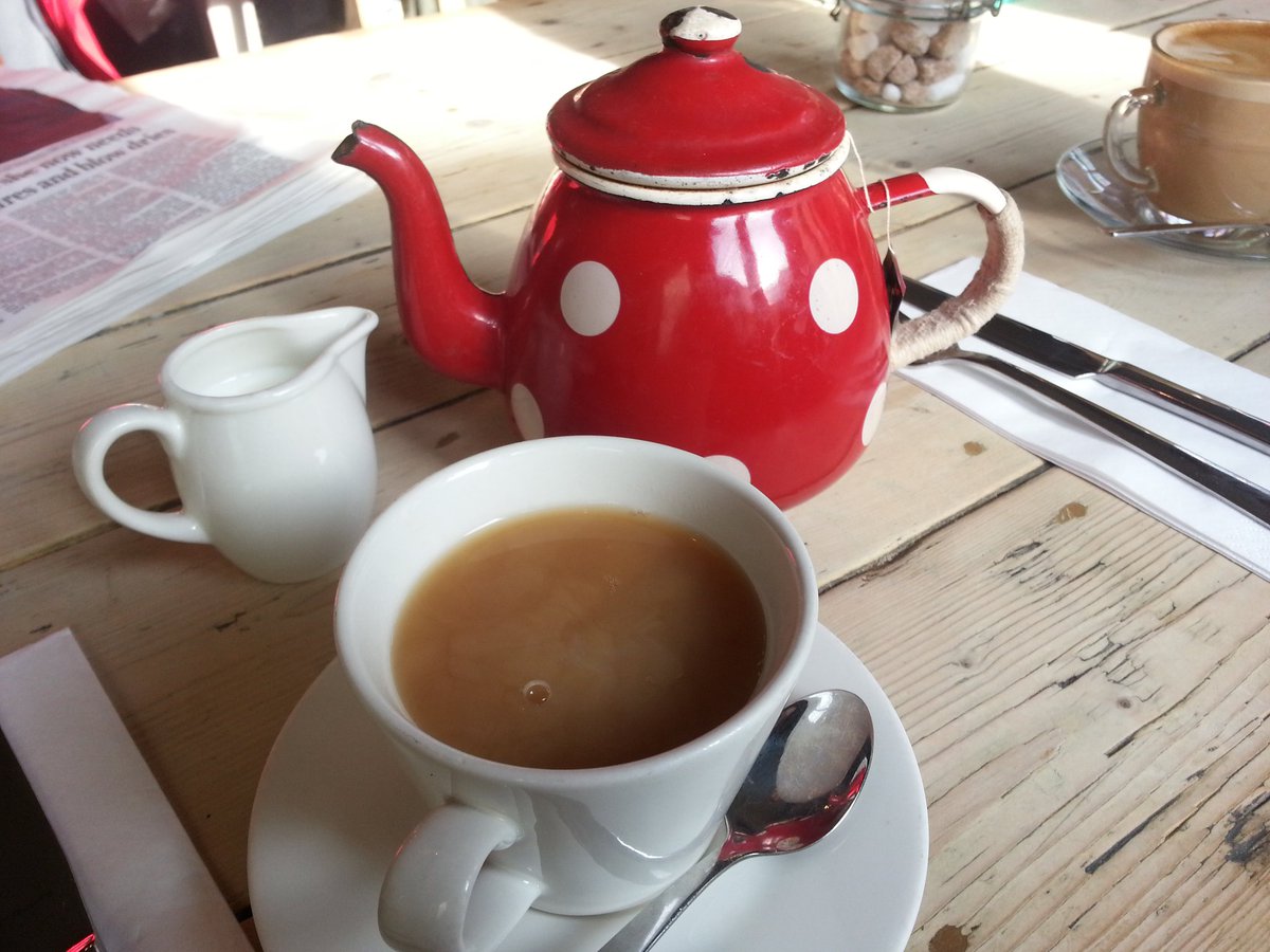 ginnyg_'s tweet photo. Relaxing start to the day @PintoLounge #Banbury https://t.co/IrNR8KWjLV