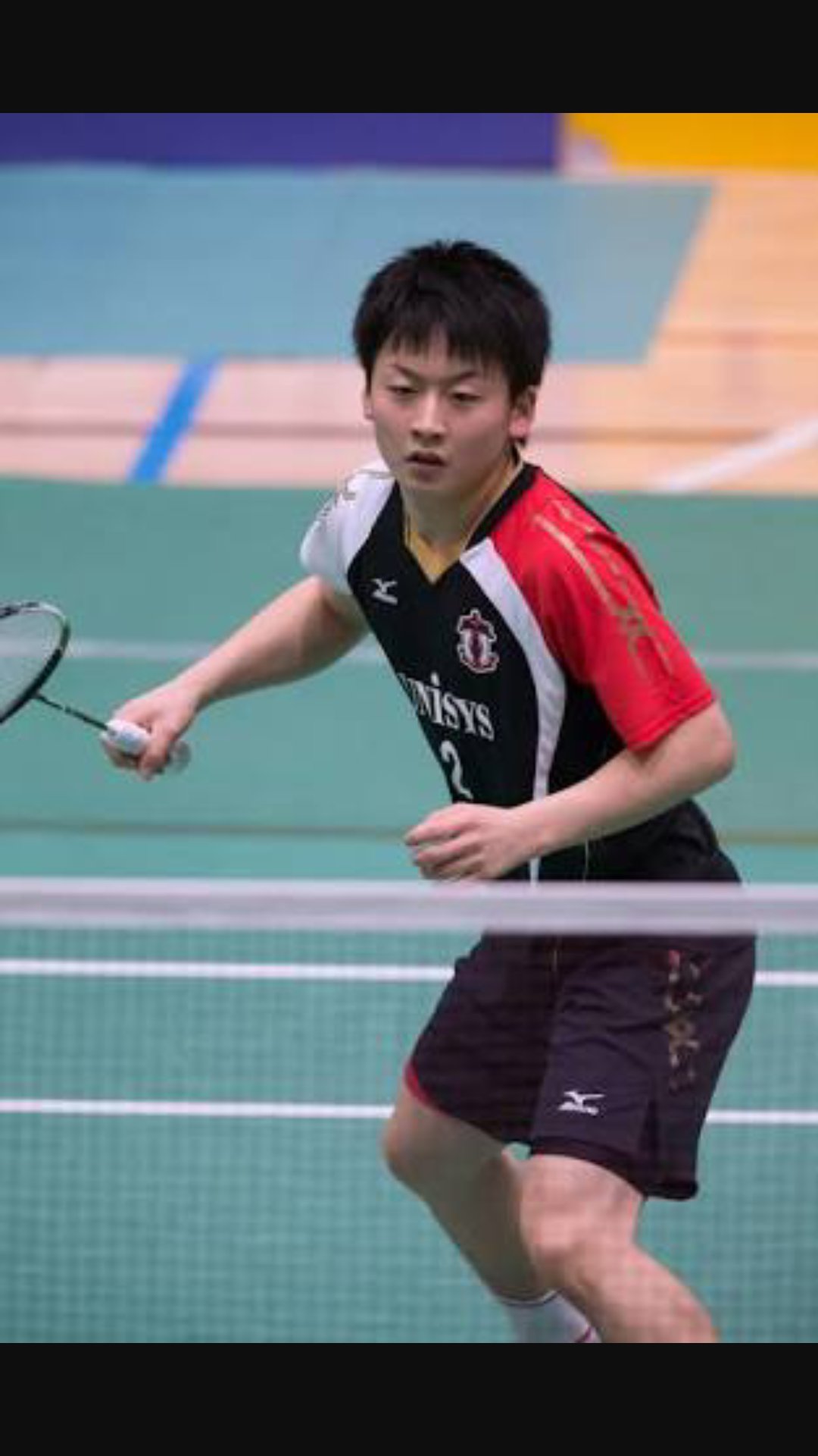 桃田賢斗と西本拳太、小林選手のサイン入りロングTシャツです バドミントン代表合宿】桃田賢斗vs西本拳太の実戦練習を至近距離で撮影