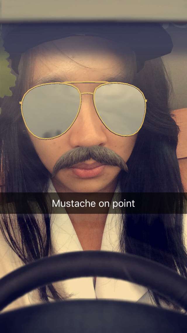 VillagesMikaela's tweet photo. #manongdriver lololol at this snapchat filter π https://t.co/LliCakgOoJ