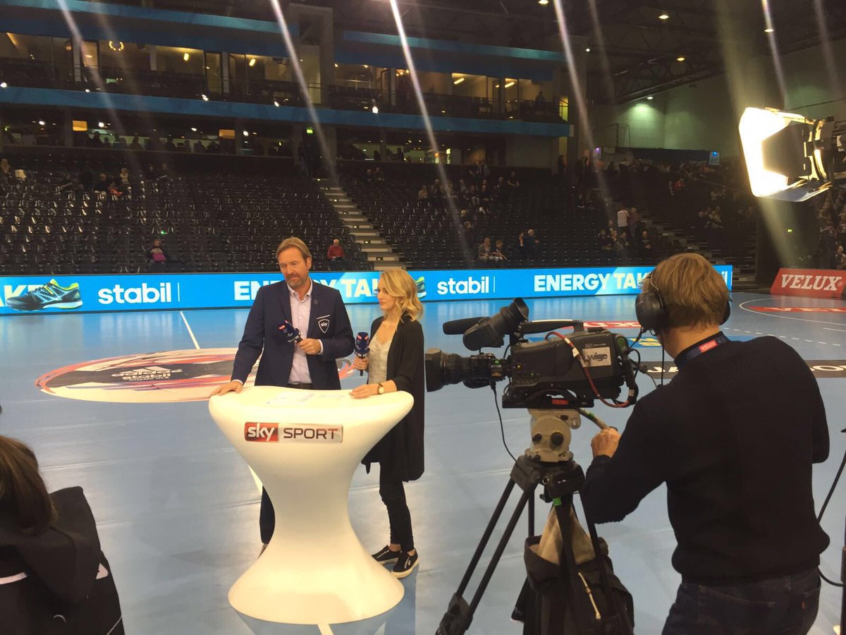 . @SGFleHa will die Tabellenführung in der @ehfcl gegen @mkbveszpremkc verteidigen!! Eindrücke bei @SkySportNewsHD