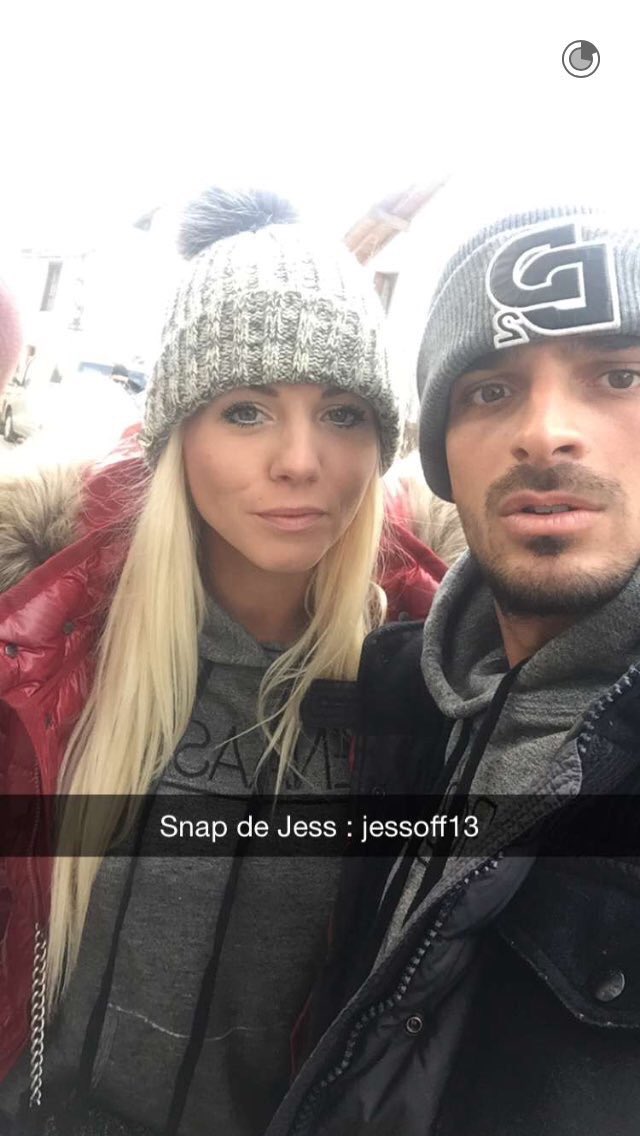 Princesssyka13's tweet photo. Que pensez vous de Jessica et Julien? Est ce que vous les voyez à nouveau en couple? Oui? Non? #LMSA #LesMarseillais https://t.co/jdRQW8yxql