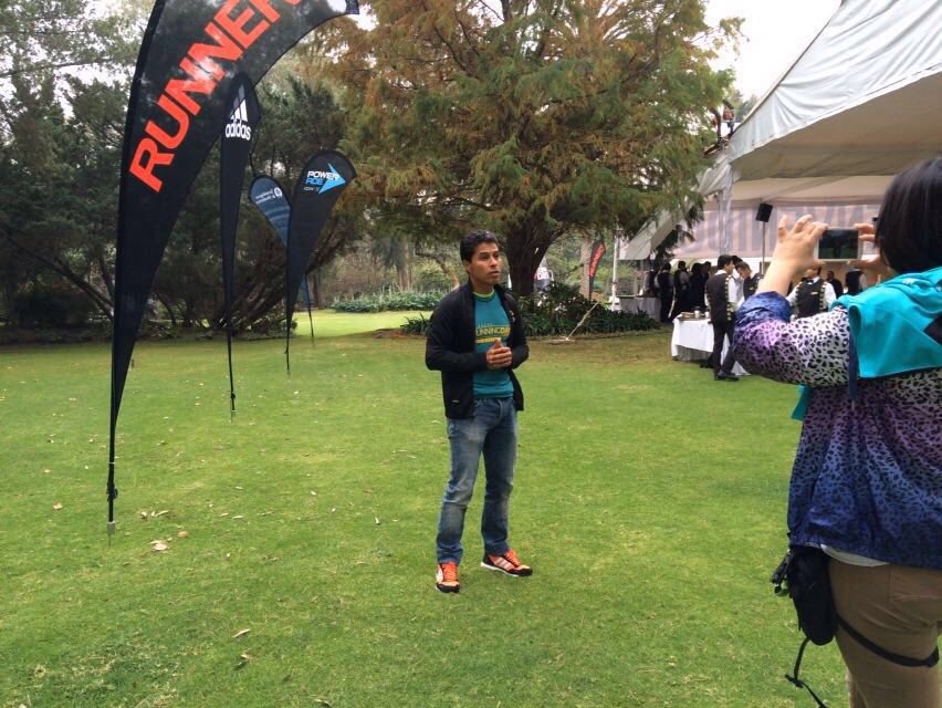 alfbobadilla's tweet photo. Germán Silva en el Running day 2016 #RunningDay2016 #adidas #powerade https://t.co/L2pL81j8xO