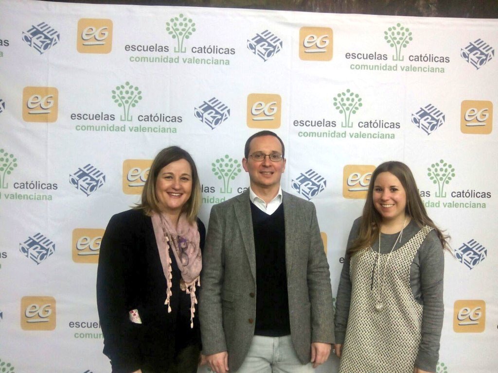 manelalbarran's tweet photo. GRACIAS a todos y al Equipo de @escacv por las #JPP16. Valiente transformación. #innovación #AlegriaSEReducador 👏🏼👏🏼 https://t.co/ONY7D9XRep