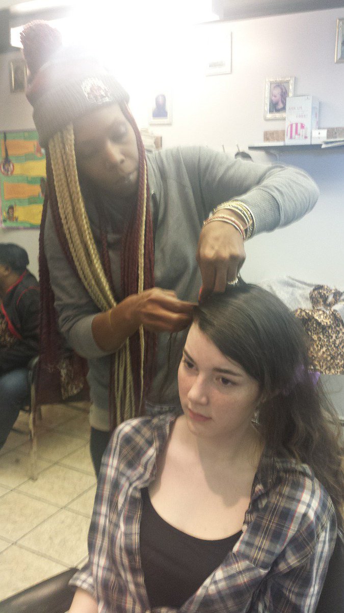 CassidyMeganPD's tweet photo. Getting my hair done for the @MSVUASG #FabricOfOurDNA fashion show #modellife  @solithanatasha https://t.co/9ATv3avKSY