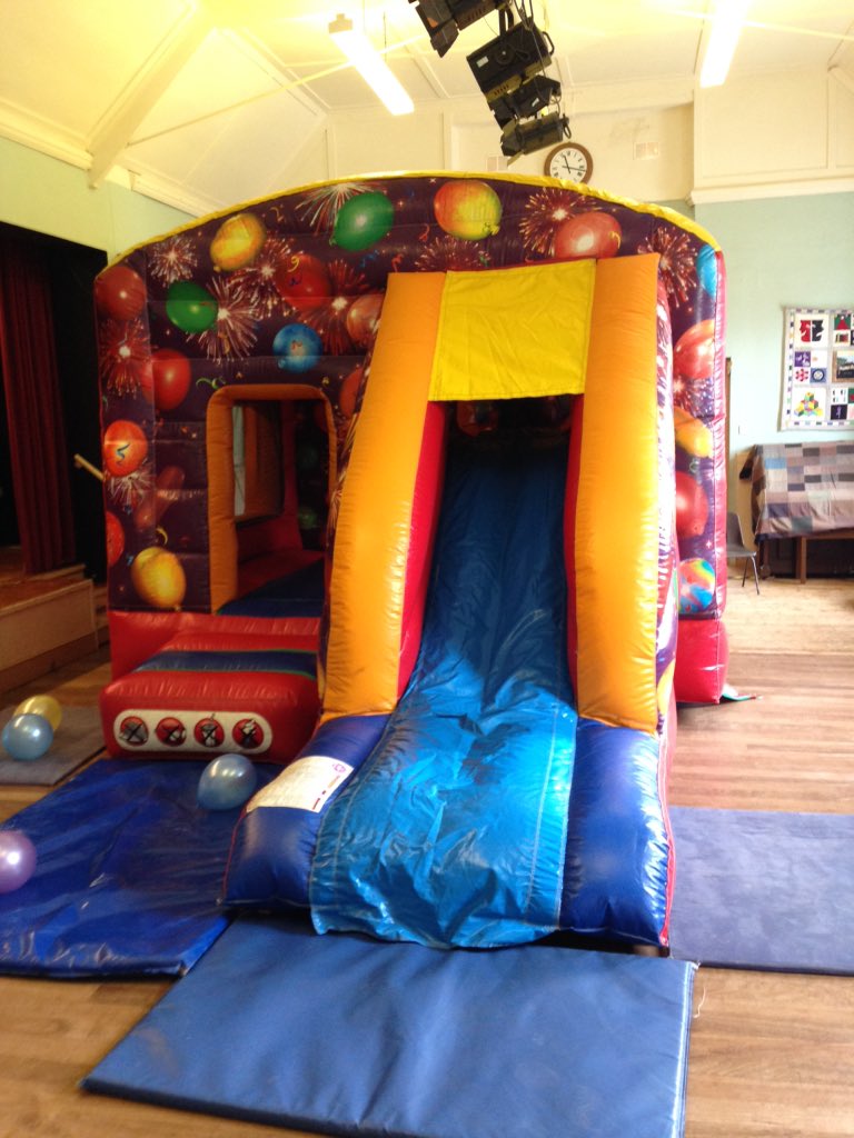 ExeBouncy's tweet photo. Busy day today! Happy birthday and I hope you enjoy using our castles at your parties! 🎉🎈🎉🎈 https://t.co/wbL2pbSuqb