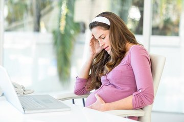 HealthZAUpdates's tweet photo. How to Cope with Stress During Pregnancy https://t.co/bNeJ7GxdSk https://t.co/DohDW4boCu