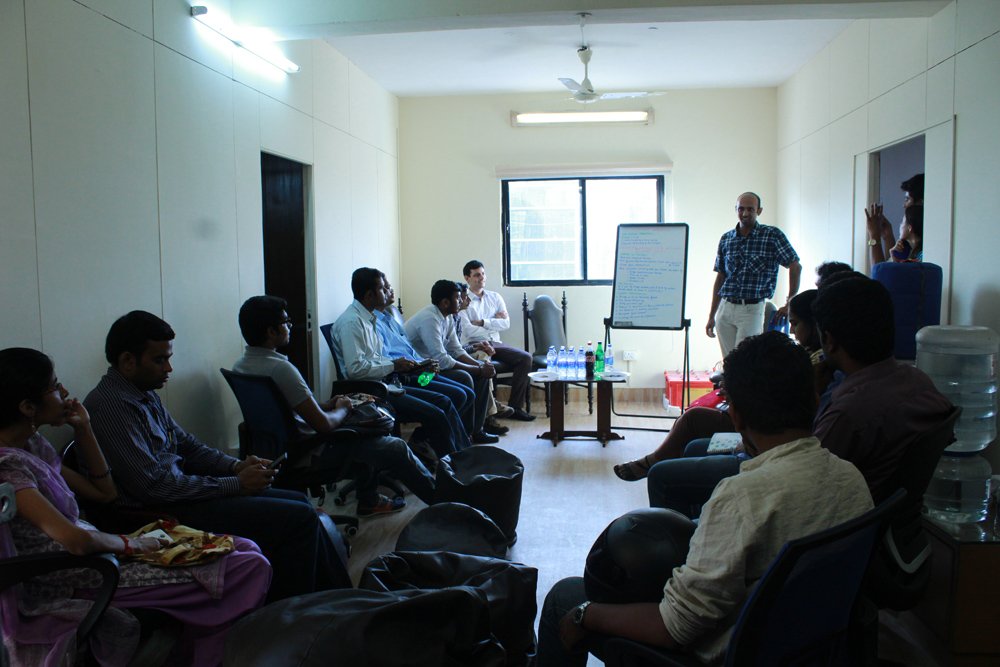 Mohanngapp's tweet image. targeting the right audience with your content, your products, and your services #digitalcpc #10xcontent #socialbeat