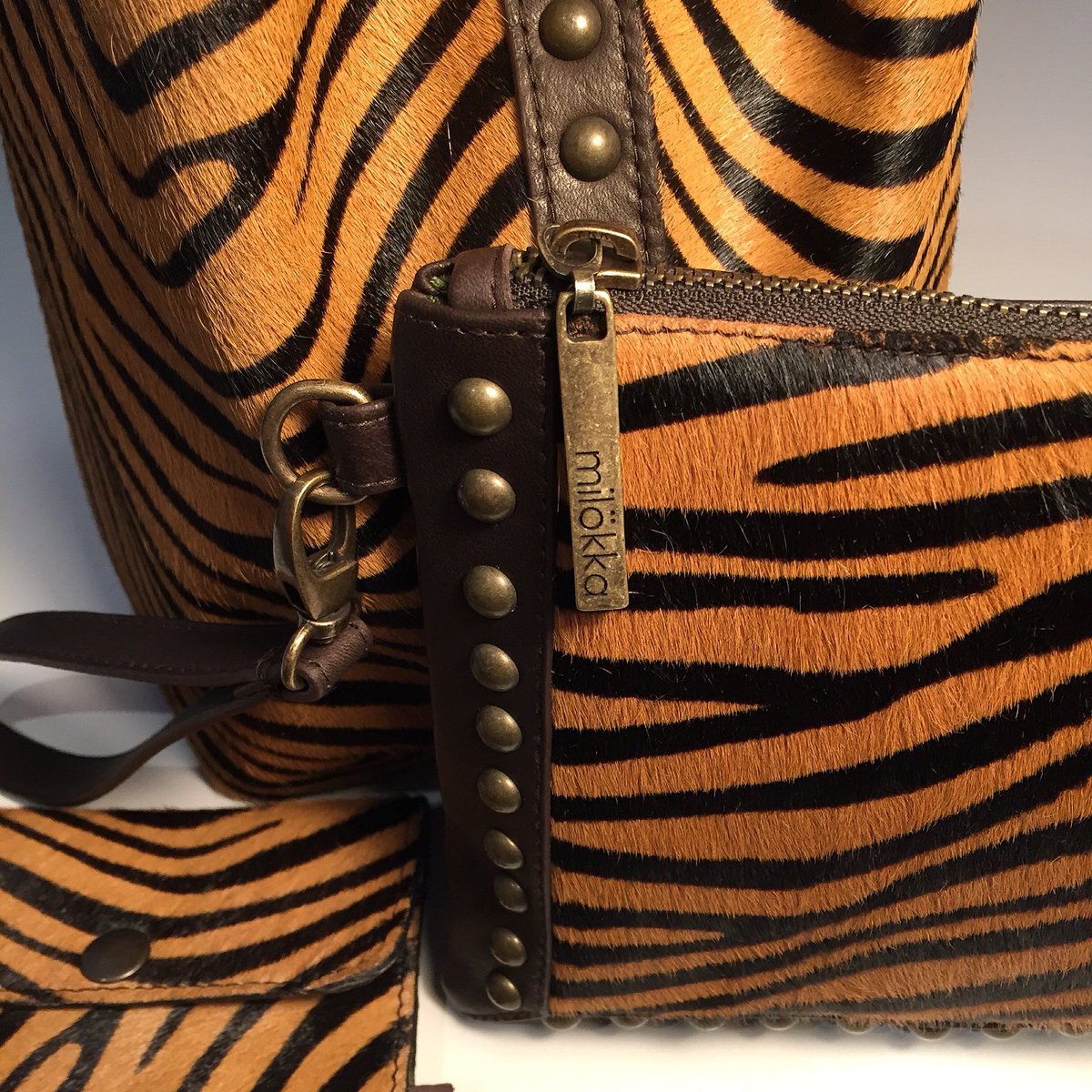 milokkabags's tweet photo. Trébol &amp; Hellas &amp; Linda #aw16forest #RebelLeatherBags #Rebelinside #milökka #fashion #accesorios  #bag #madeinspain https://t.co/zOhhMDHmts