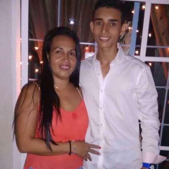 linamarce_pg1's tweet photo. El😍😍😍 y mi suegra🙈🙊
Mi morchiiiii hermoshito hermoshito❤🙈
Te amo❤ y este amor sigue creciendo❤❤❤🙈 https://t.co/HwnglPhuIi