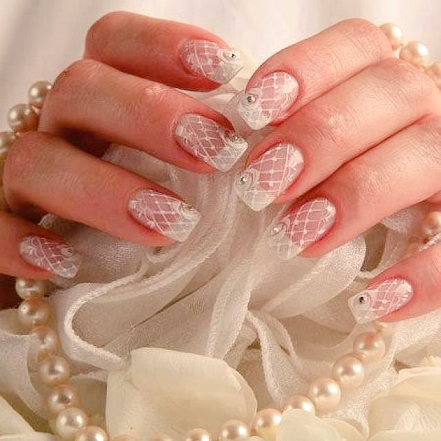 sheffieldvideo's tweet photo. Have you thought about your #nails for your #weddingday ? Loving #wedding themed #nailart #statementnails #bride 💅🏽 https://t.co/P6iauPbgee