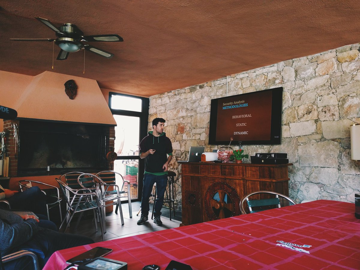 cesards's tweet image. #freakend2016 @Guardiola31337 in Action!!! #AndDev