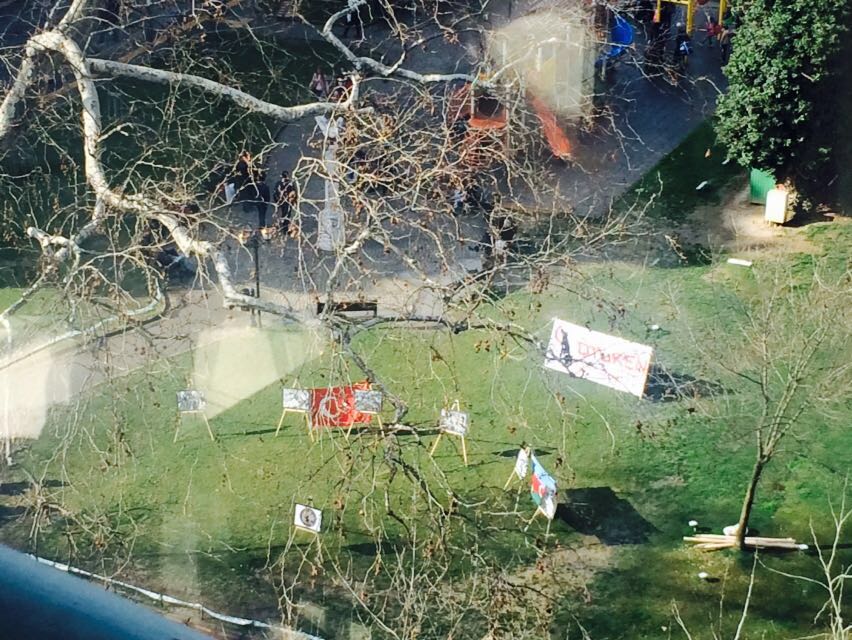 "Hocalı Katliamı Anma Haftası" etkinliklerimiz Sabri Yalım Parkı'nda resim sergisiyle devam ediyor. 
#HocalıKatliamı