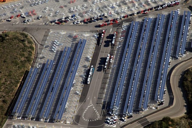 alternativaver1's tweet photo. foto del día: Instalación fotovoltaica en el estacionamiento de SEAT en Martorell, España! https://t.co/vbrvG7v4m9