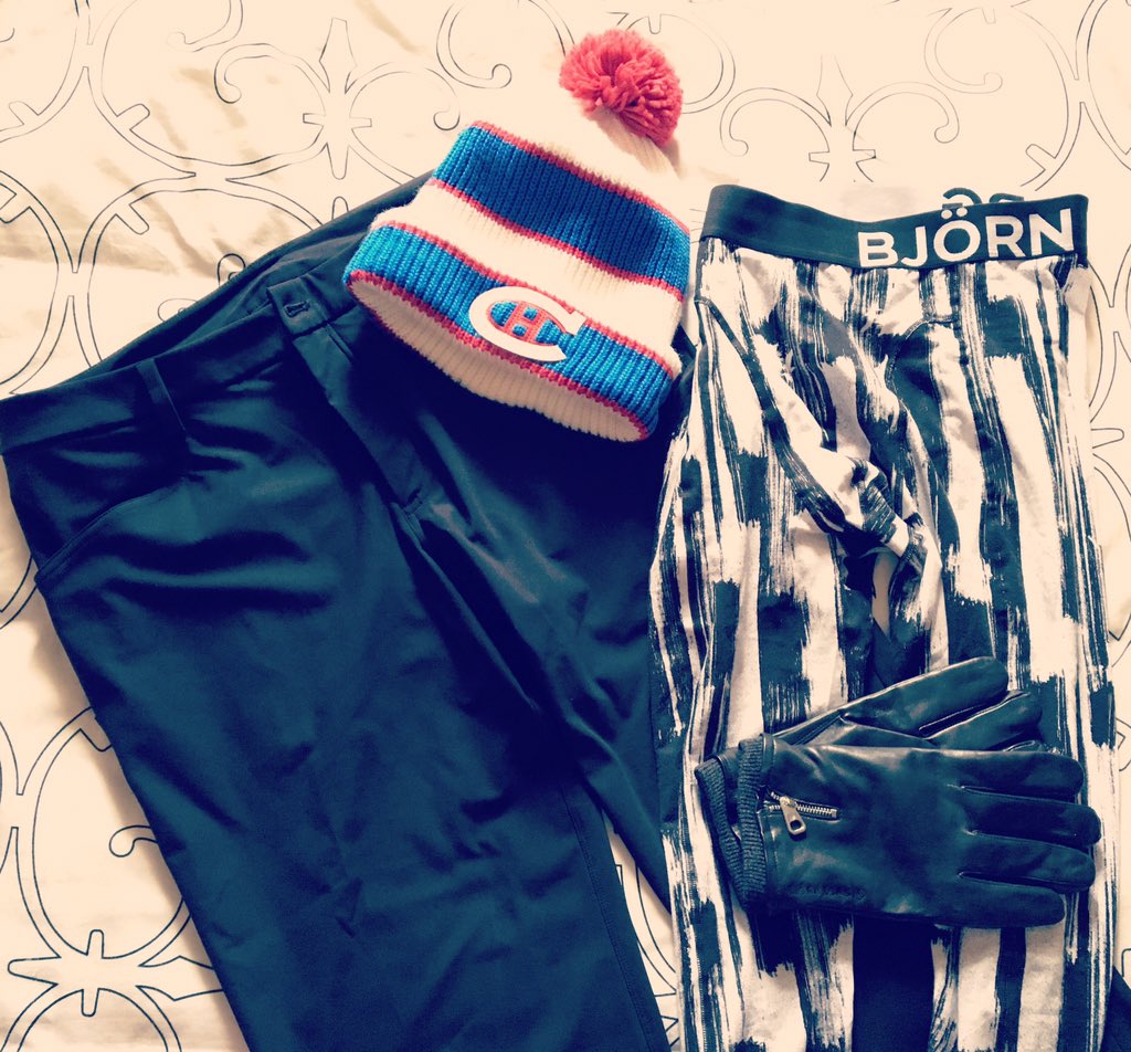 buttshow's tweet photo. Suiting up for #WRGclassic (10:30) at Parc Le Ber (Ash/Favard) w/ @lululemonmtl pants, @bjornborg longjohns/gloves! https://t.co/BRmmLpWFpv
