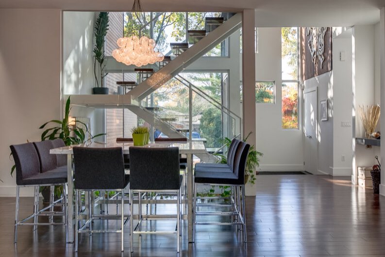 sohoConcept's tweet photo. Enjoy your weekend everyone! Aria counter chrome. #modernstools #modernfurniture #interiordesign https://t.co/TpYlBUgO57
