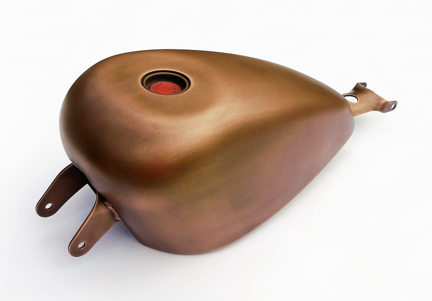 ChrisBoseCF's tweet photo. Real #Metalfinishing at https://t.co/QvHDL2OO0p Aesthetic, Enduring. Bronze, Brass, Copper, Verdigris. #HarleyTank https://t.co/jakekf01G5