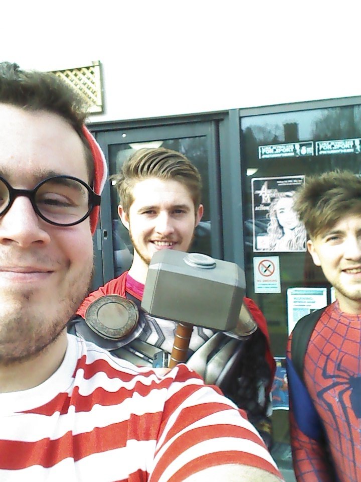 whereswallywood's tweet photo. Going round @BillMoHall with @SpiderMattUA and @ThorStainthorpe, come say hi! https://t.co/D6BqNBTKeQ