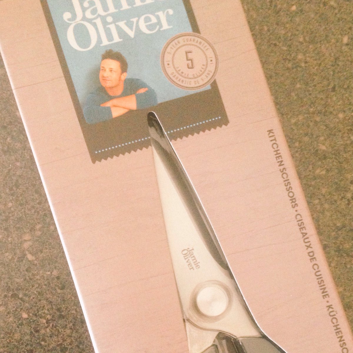 AshleyAnneShort's tweet photo. Collected the stamps AND used them! @jamieoliver @sobeys #newscissors https://t.co/XV8nbCQv9u