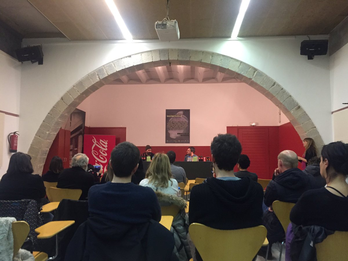 Electrona_music's tweet photo. [ Lecture - #Murcof ] L'artista ens parla del seu treball al volcà Etna @mutekes BCN #avantmutek #avantmutekgirona https://t.co/PrXOsjjhLg