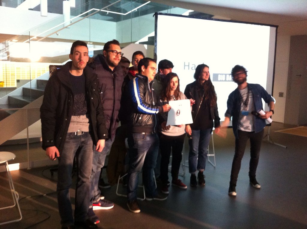 Medialabusal's tweet photo. Segundo premio #HackforGood #Salamanca: "Spaces4All". Buen trabajo, enhorabuena! ;) https://t.co/RGggQ4KFp4