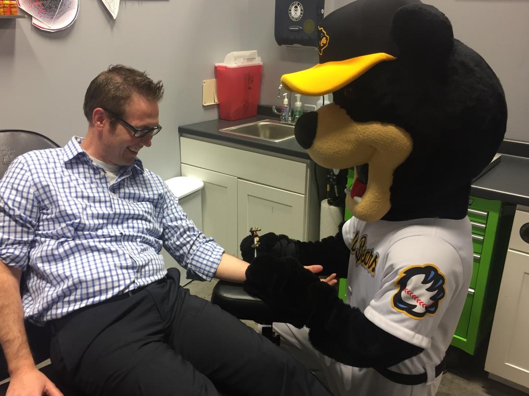 WVBlackBears's tweet photo. .@WeStickAnything BEST. TATTOOS.EVER! https://t.co/9YcD2ARpLk