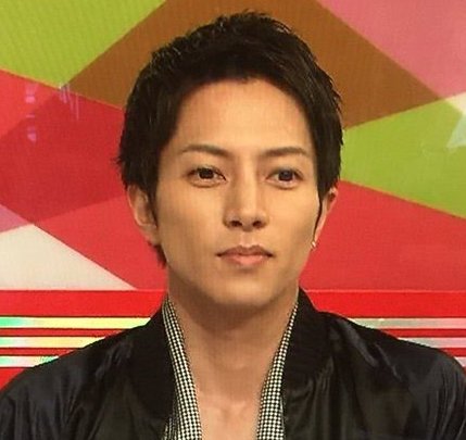 ここなっつ 5時から9時まで ビジュアル発表前 高嶺ヘアは魔王の頃の斗真ヘアがいいのでは と思ってました 今回の短髪と並べて比較 山p 山下智久 生田斗真 T Co Q2zzw1nloc