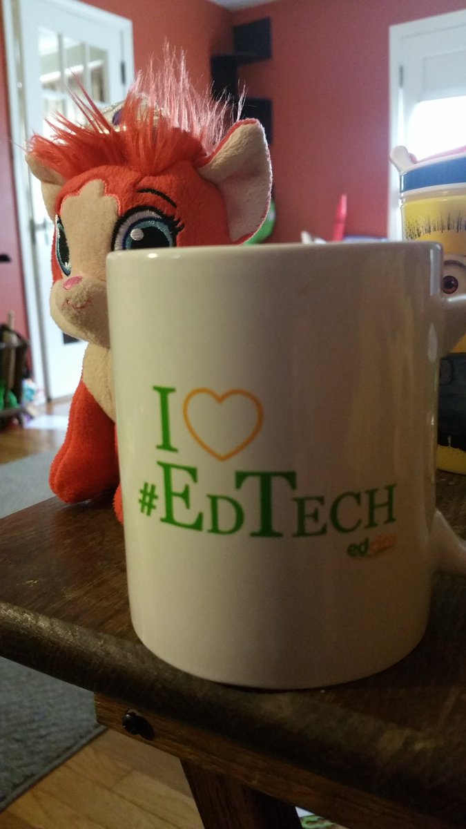 TiffosaurusTech's tweet image. Even on a saturday. #edtech